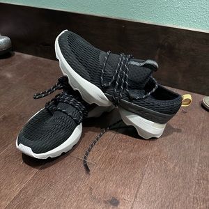 Sorel Kinetic Sneaker